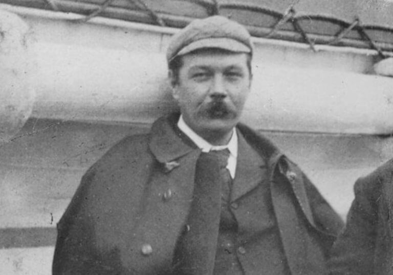 6 curiosidades sobre Arthur Conan Doyle