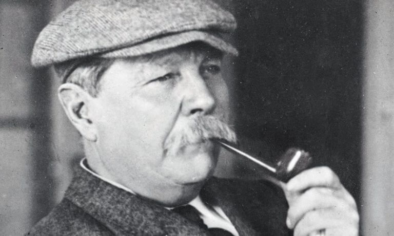 Achado segundo livro com conto de Sherlock Holmes