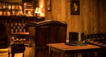 Japão tem bar temático inspirado em Sherlock Holmes