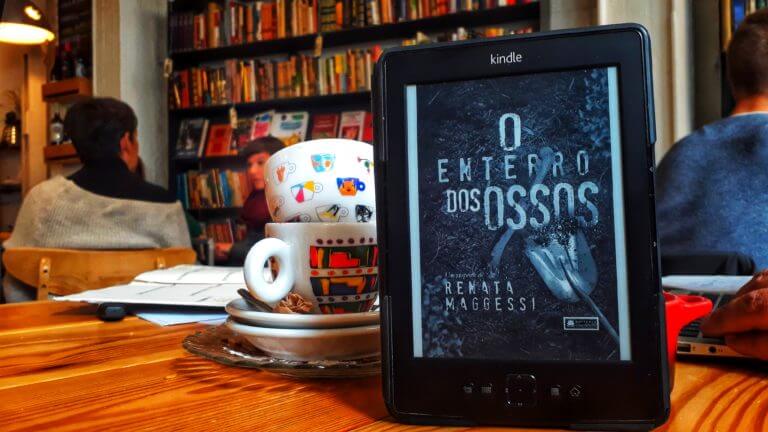O caso do tatuador é a investigação central de O Enterro dos Ossos