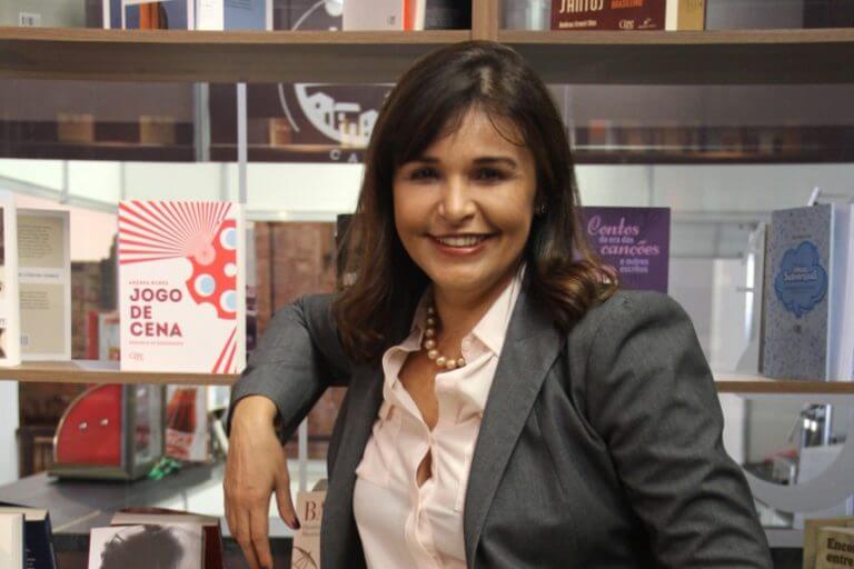 Em Jogo de Cena, Andrea Nunes aborda a crise energética mundial