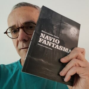 navio-1-300x300 Em ‘Navio Fantasma’, Marco Zanfra traz de volta o personagem Marlowe